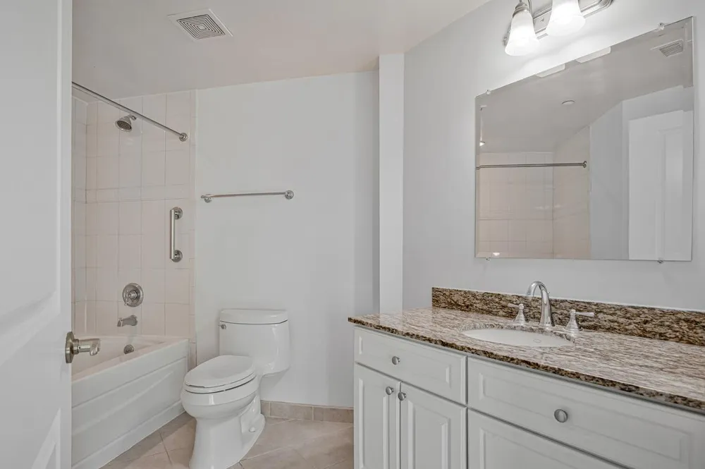5 PARK PLACE #414 Annapolis, MD 21401