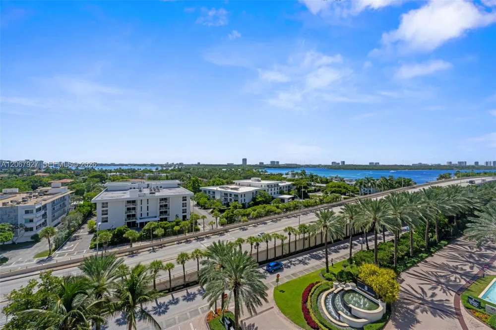 10275 Collins Ave #722 Bal Harbour, FL 33154