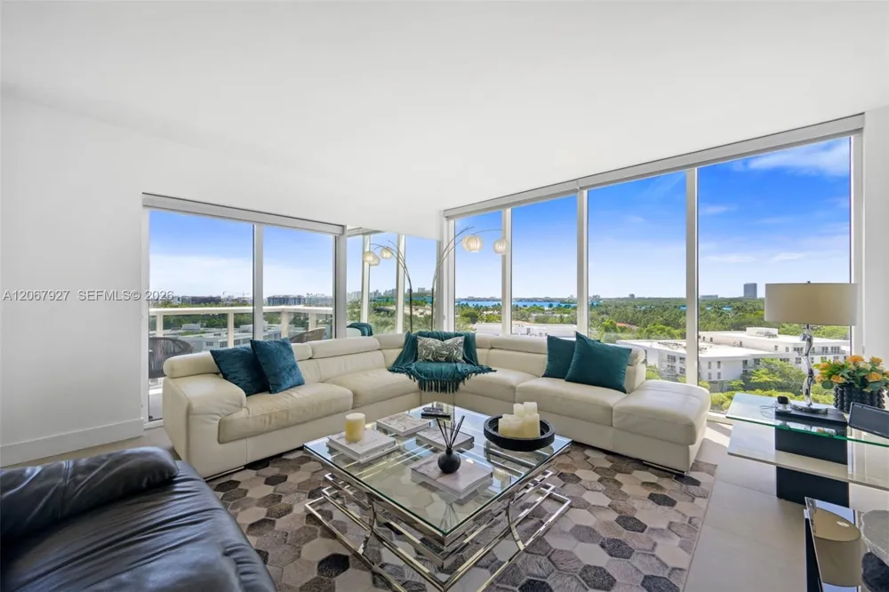 10275 Collins Ave #722 Bal Harbour, FL 33154