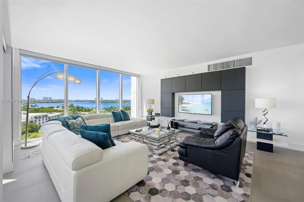 10275 Collins Ave #722 Bal Harbour, FL 33154