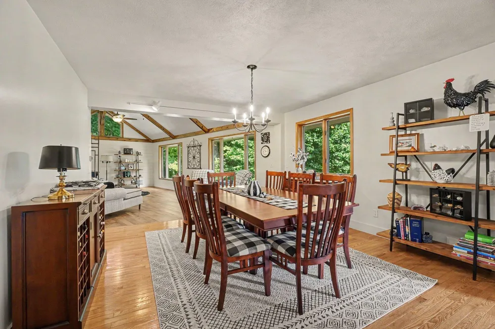 8800 W S AVENUE Texas Charter Township, MI 49087