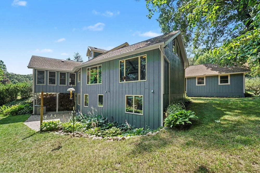 8800 W S AVENUE Texas Charter Township, MI 49087