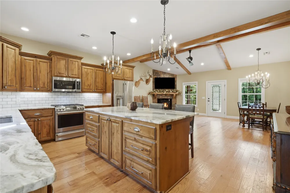 452833 E 1030 ROAD Vian, OK 74962