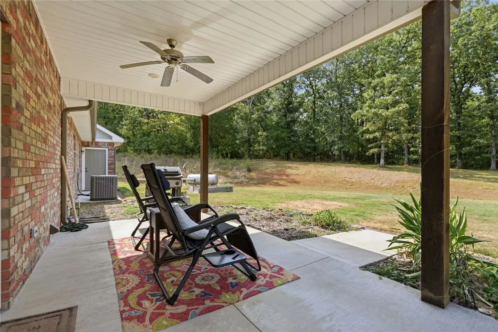 452833 E 1030 ROAD Vian, OK 74962