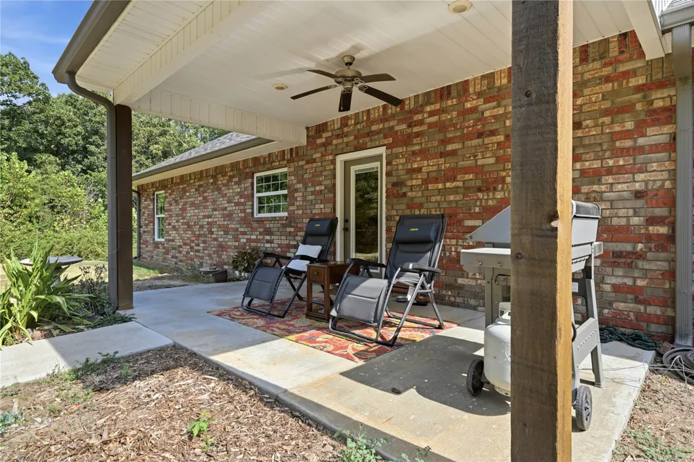 452833 E 1030 ROAD Vian, OK 74962