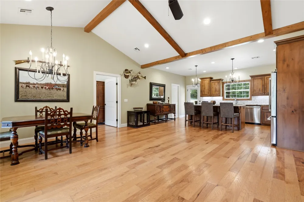452833 E 1030 ROAD Vian, OK 74962