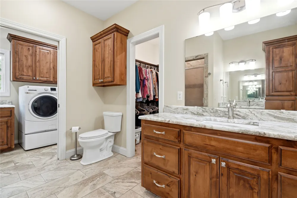 452833 E 1030 ROAD Vian, OK 74962