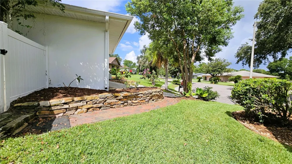 410 BROADVIEW AVENUE Altamonte Springs, FL 32701