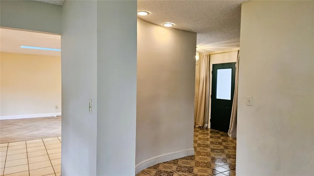 410 BROADVIEW AVENUE Altamonte Springs, FL 32701