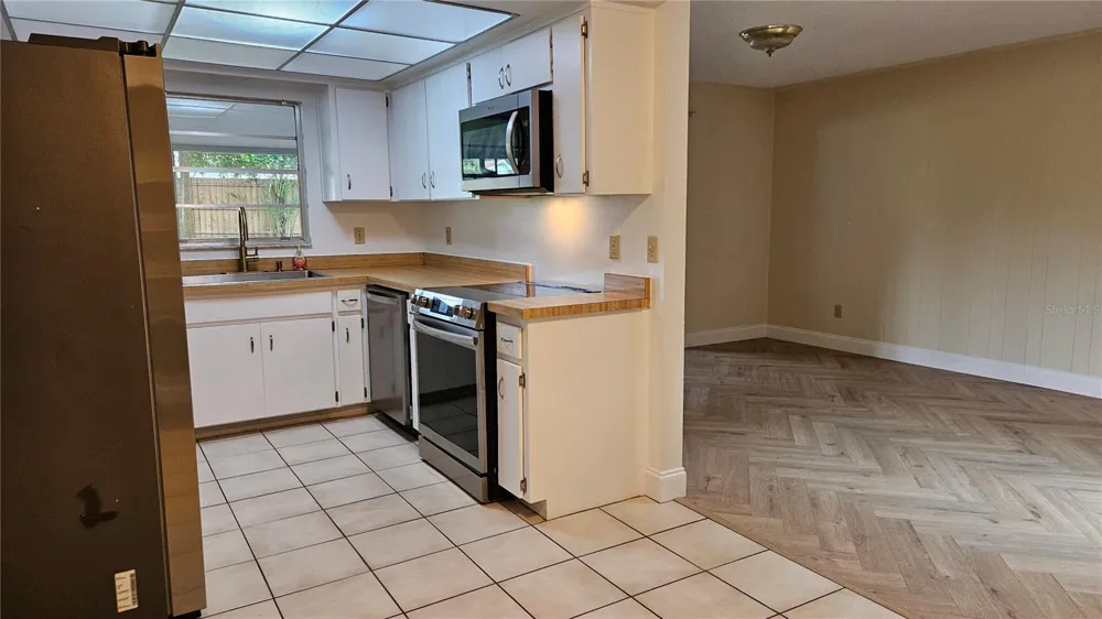 410 BROADVIEW AVENUE Altamonte Springs, FL 32701