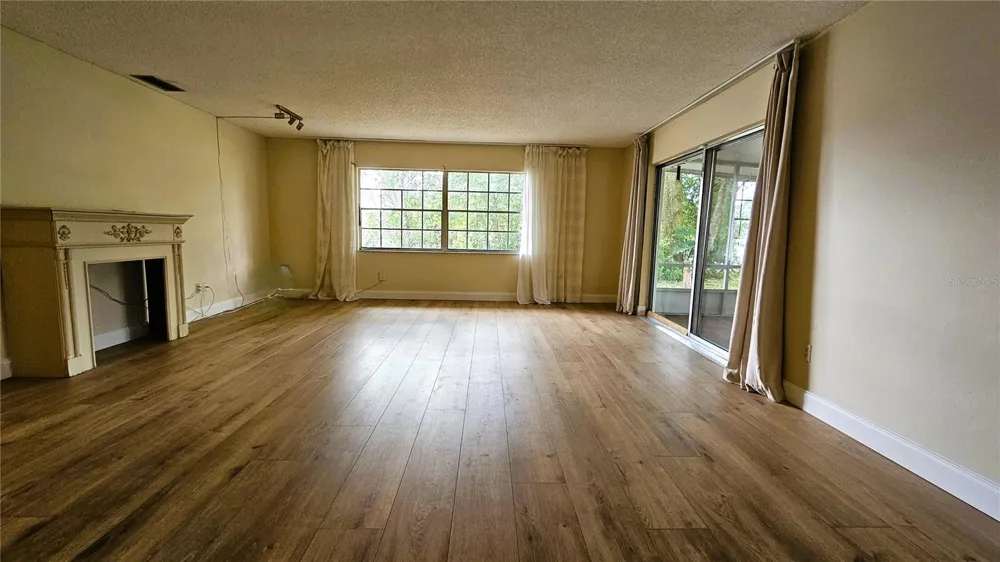 410 BROADVIEW AVENUE Altamonte Springs, FL 32701
