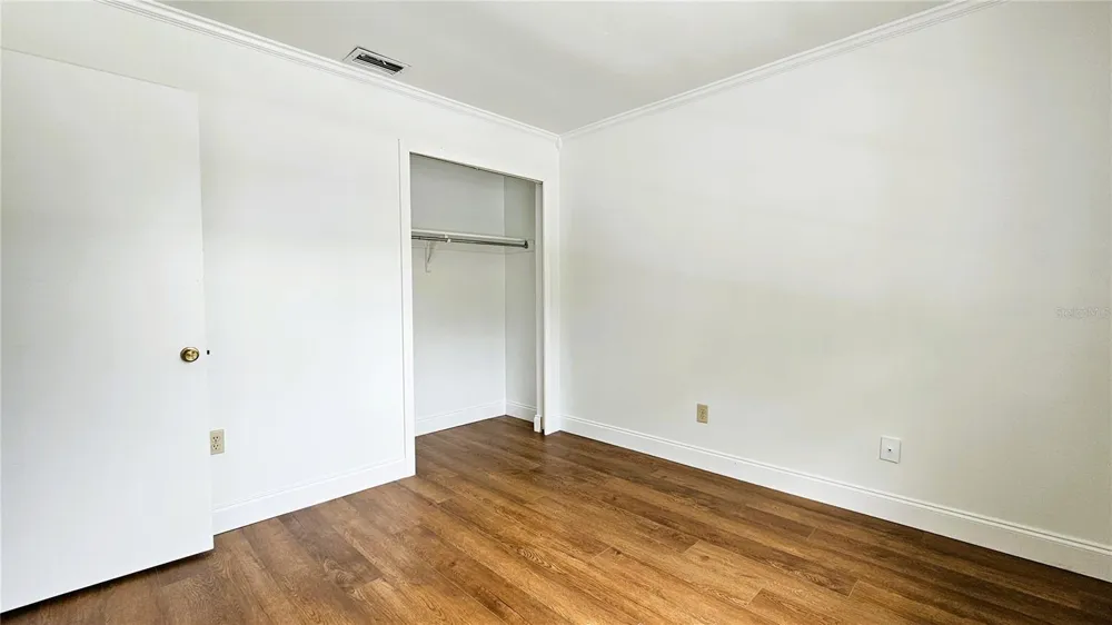 410 BROADVIEW AVENUE Altamonte Springs, FL 32701