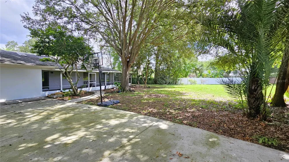 410 BROADVIEW AVENUE Altamonte Springs, FL 32701