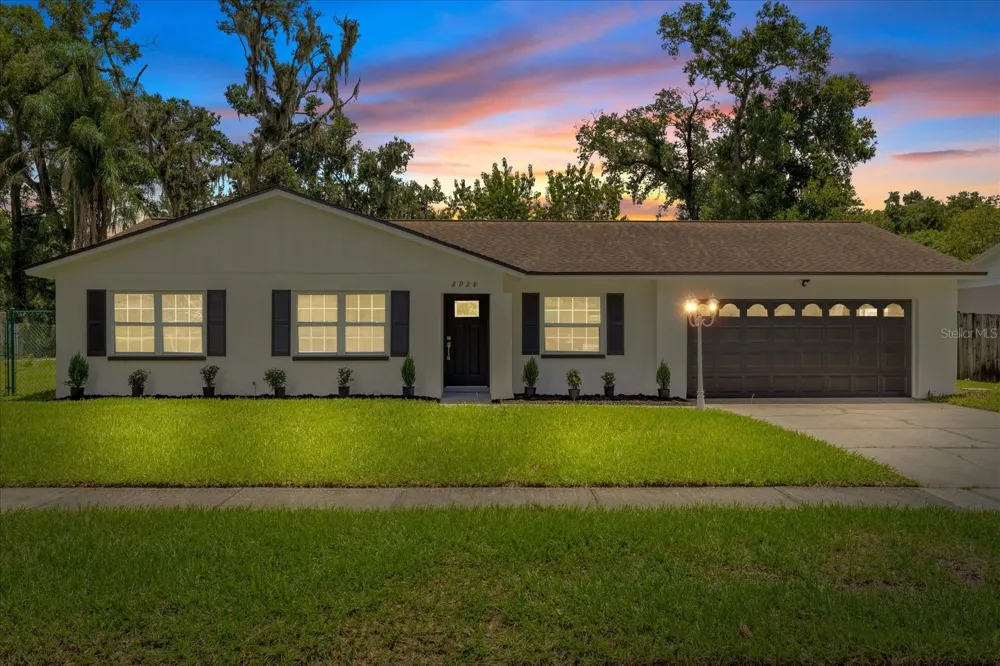 2928 FOREST CIRCLE Seffner, FL 33584