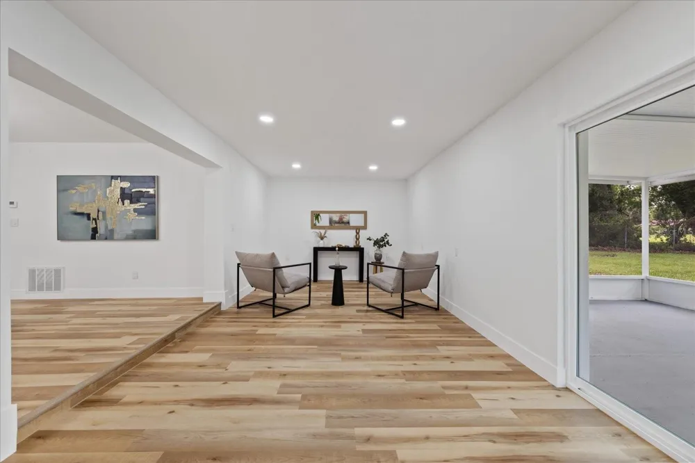 2928 FOREST CIRCLE Seffner, FL 33584