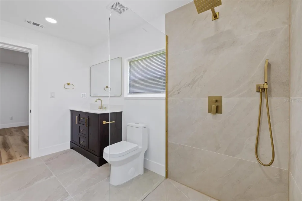 2928 FOREST CIRCLE Seffner, FL 33584