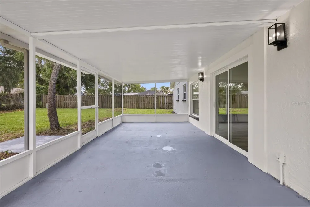 2928 FOREST CIRCLE Seffner, FL 33584