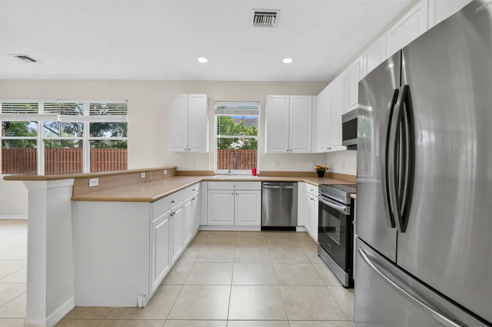 9951 E Verona Circle Vero Beach, FL 32966