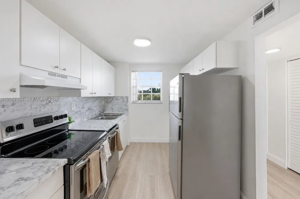 2520 Andrews Ave #305 Wilton Manors, FL 33311