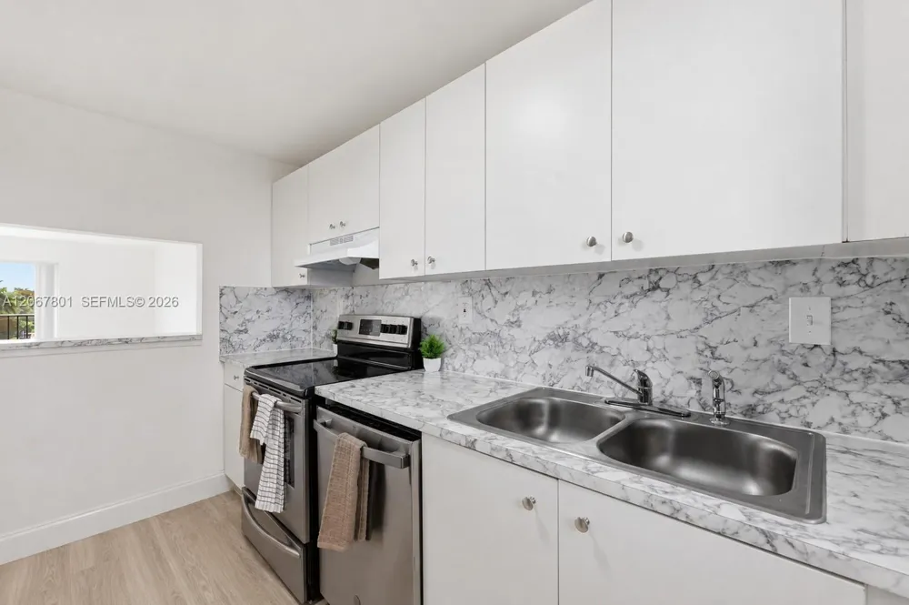 2520 Andrews Ave #305 Wilton Manors, FL 33311