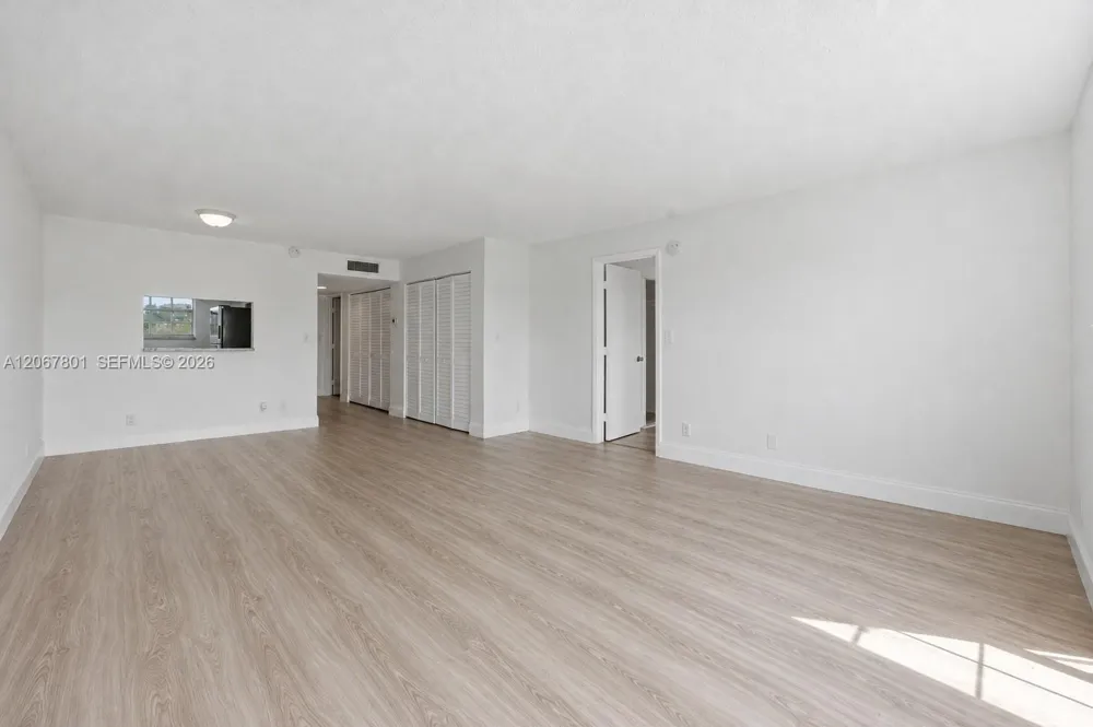 2520 Andrews Ave #305 Wilton Manors, FL 33311