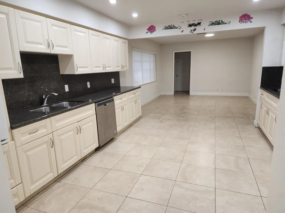 3560 NW 110th Avenue #B Coral Springs, FL 33065
