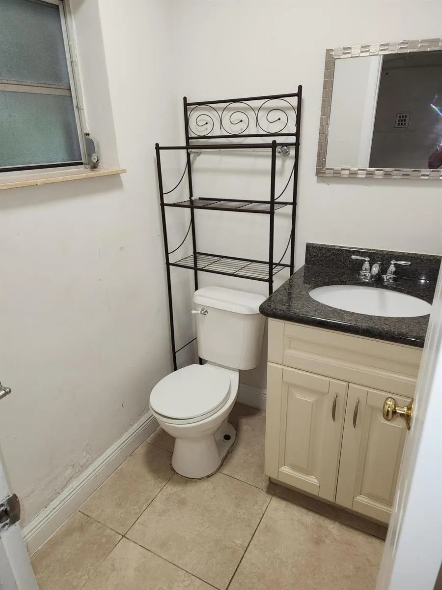 3560 NW 110th Avenue #B Coral Springs, FL 33065