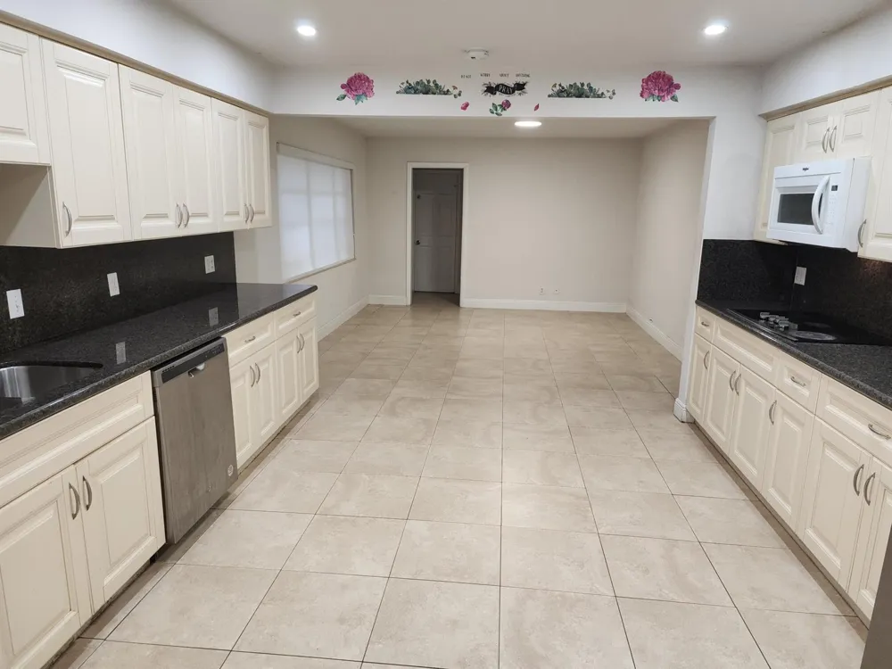 3560 NW 110th Avenue #B Coral Springs, FL 33065