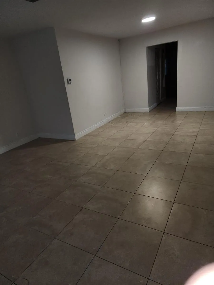 3560 NW 110th Avenue #B Coral Springs, FL 33065
