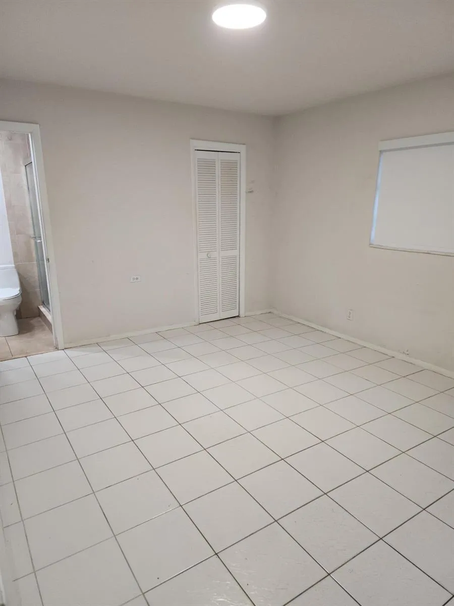 3560 NW 110th Avenue #B Coral Springs, FL 33065