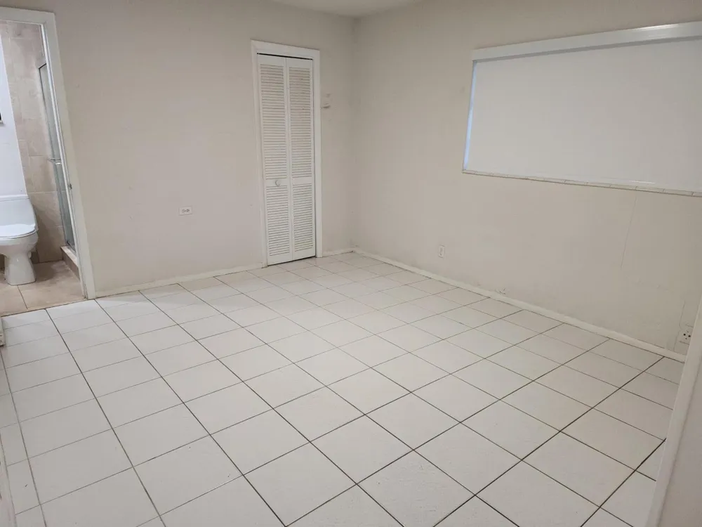 3560 NW 110th Avenue #B Coral Springs, FL 33065