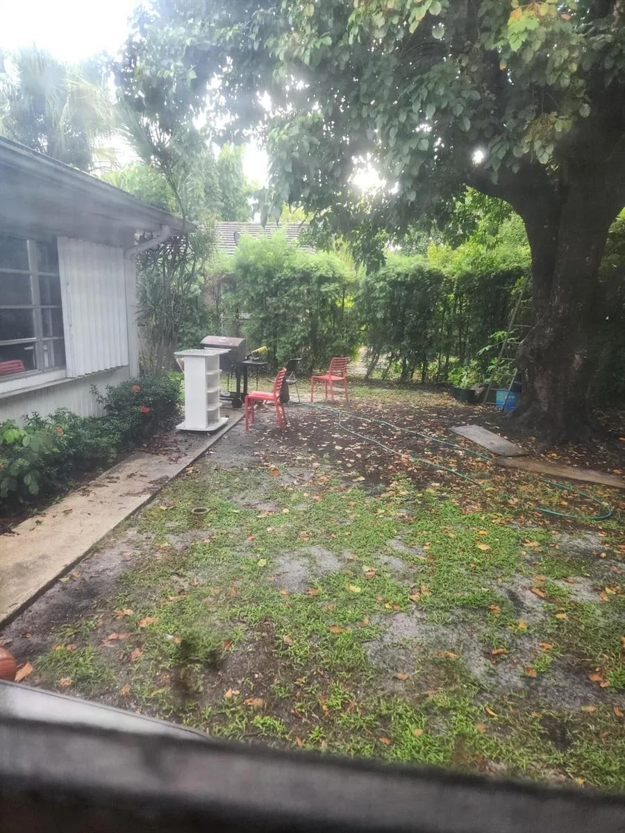 3560 NW 110th Avenue #B Coral Springs, FL 33065