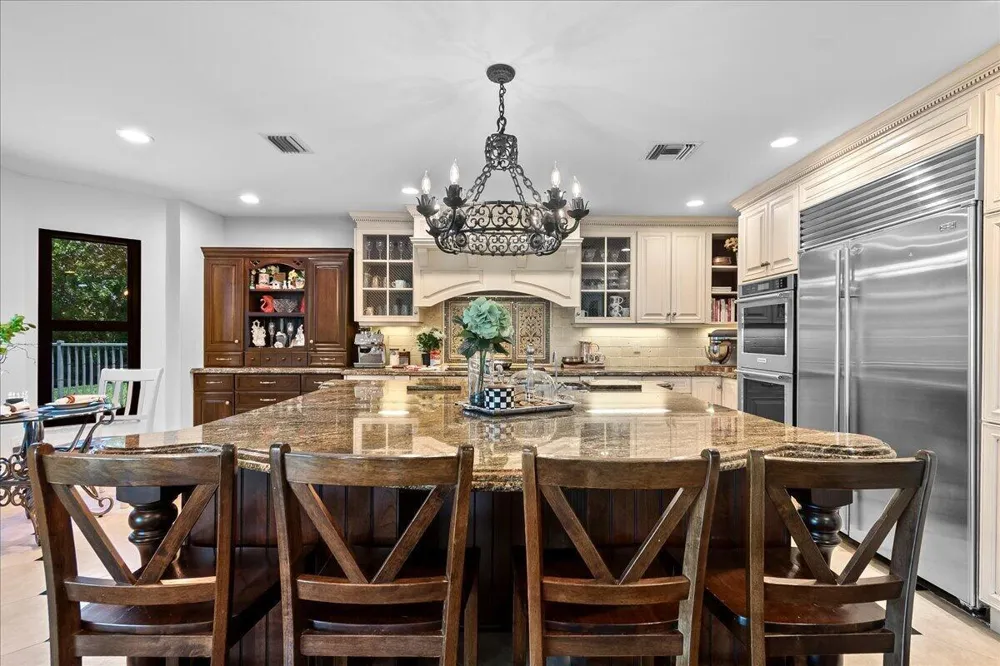 10798 SeaCliff Circle Boca Raton, FL 33498