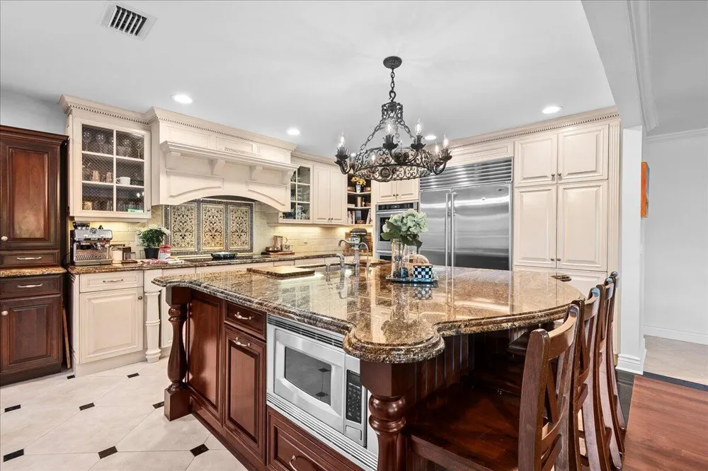 10798 SeaCliff Circle Boca Raton, FL 33498