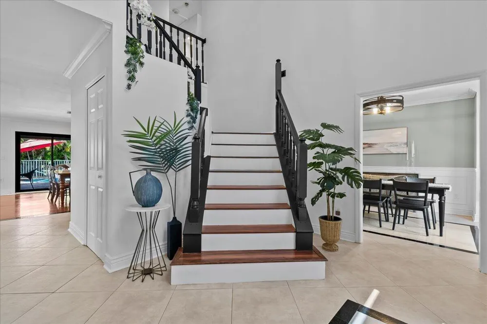 10798 SeaCliff Circle Boca Raton, FL 33498