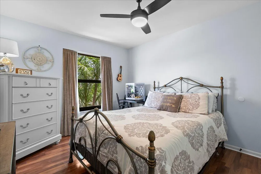 10798 SeaCliff Circle Boca Raton, FL 33498