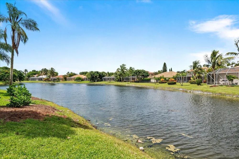 10798 SeaCliff Circle Boca Raton, FL 33498