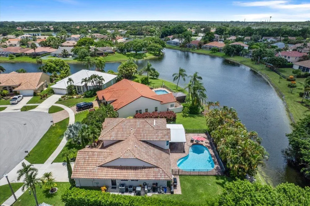 10798 SeaCliff Circle Boca Raton, FL 33498