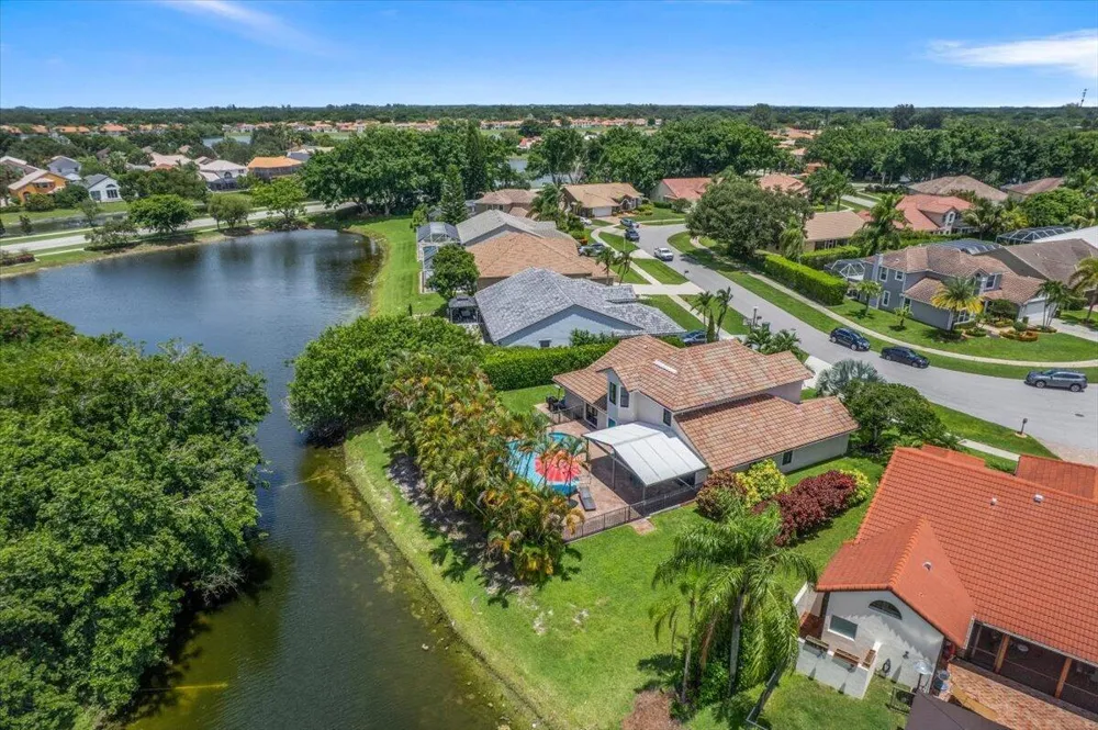 10798 SeaCliff Circle Boca Raton, FL 33498