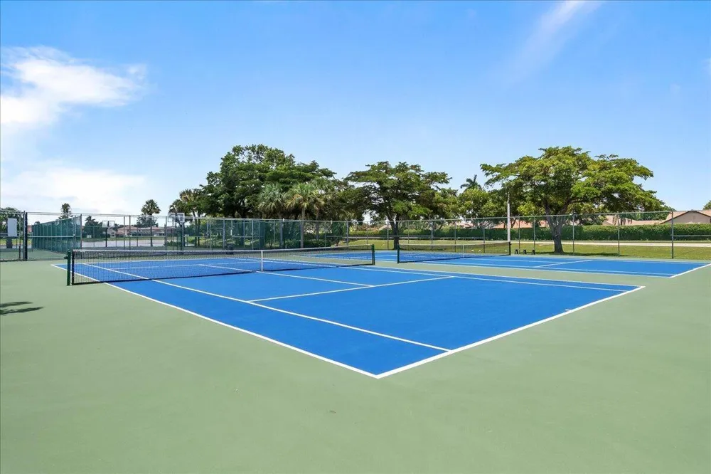 10798 SeaCliff Circle Boca Raton, FL 33498