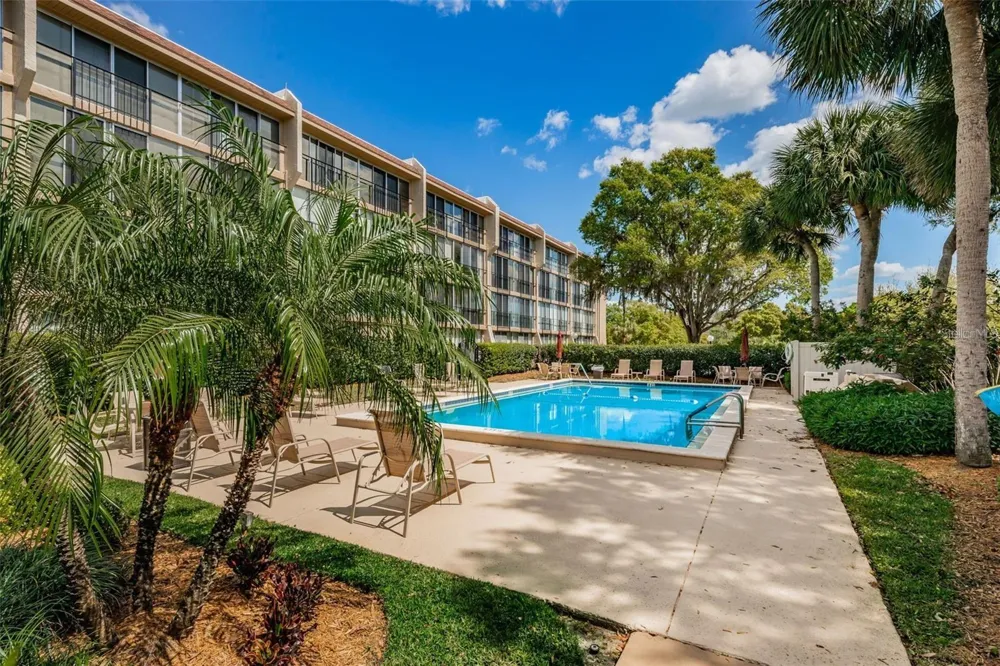 90 S HIGHLAND AVENUE #214 Tarpon Springs, FL 34689
