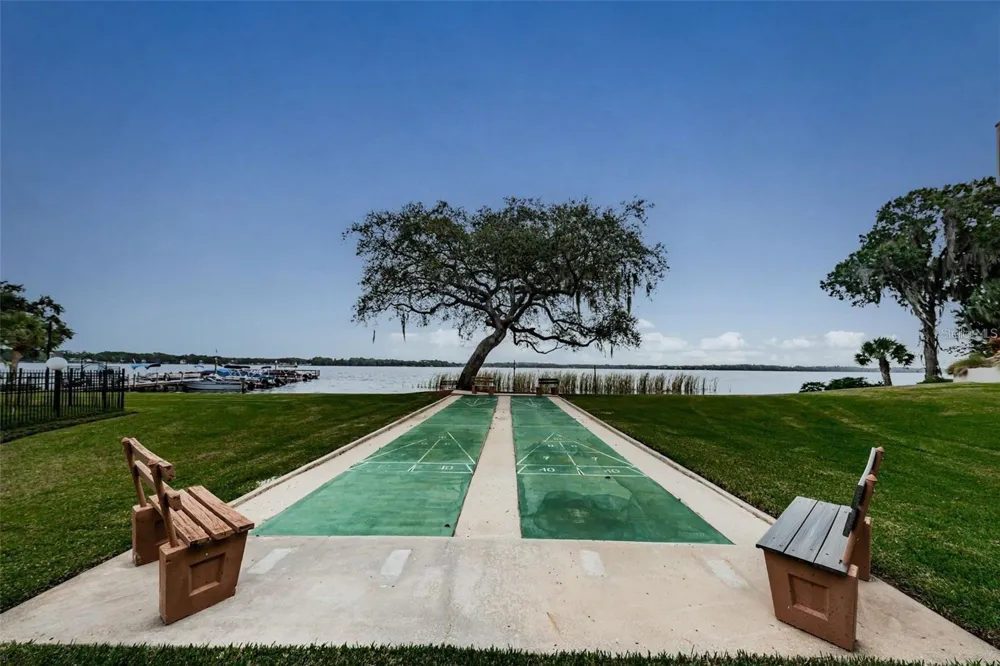 90 S HIGHLAND AVENUE #214 Tarpon Springs, FL 34689