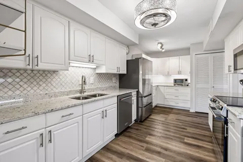 3412 Oak Ridge Road #308