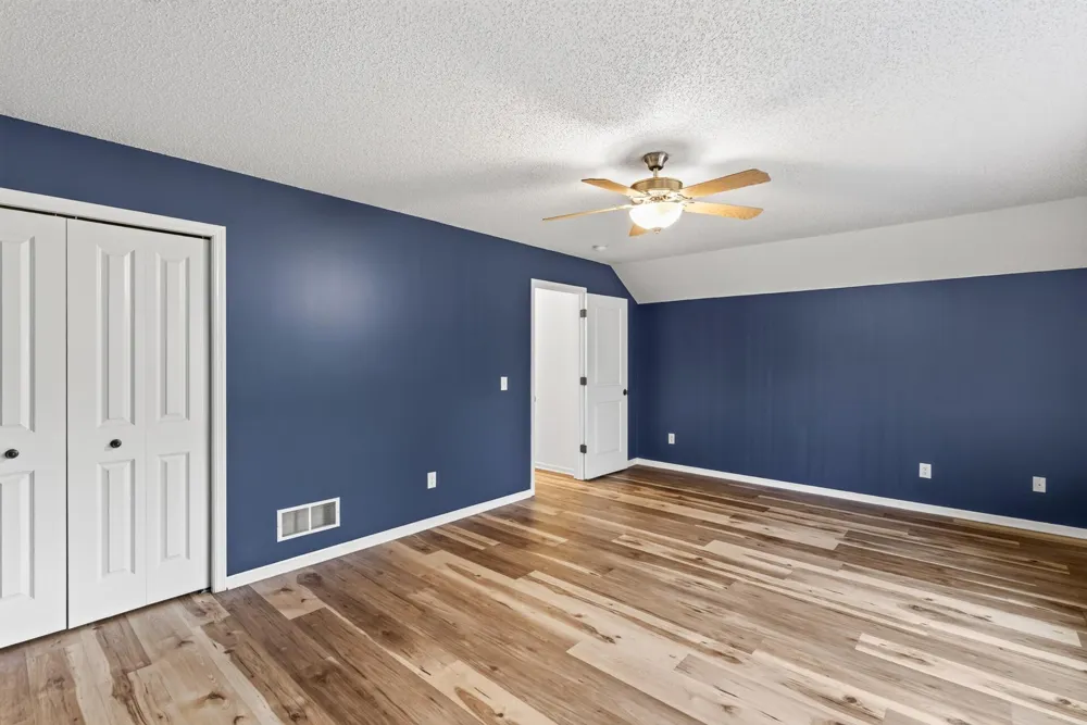 1548 Legacy Parkway E Maplewood, MN 55109