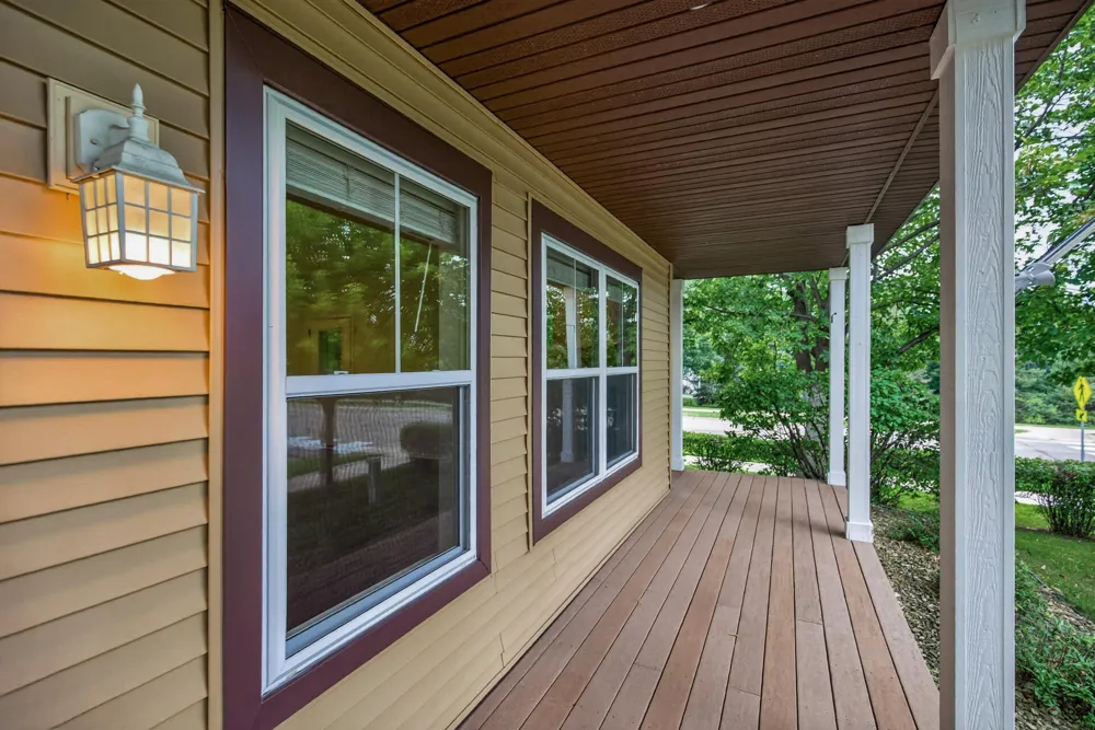 1548 Legacy Parkway E Maplewood, MN 55109
