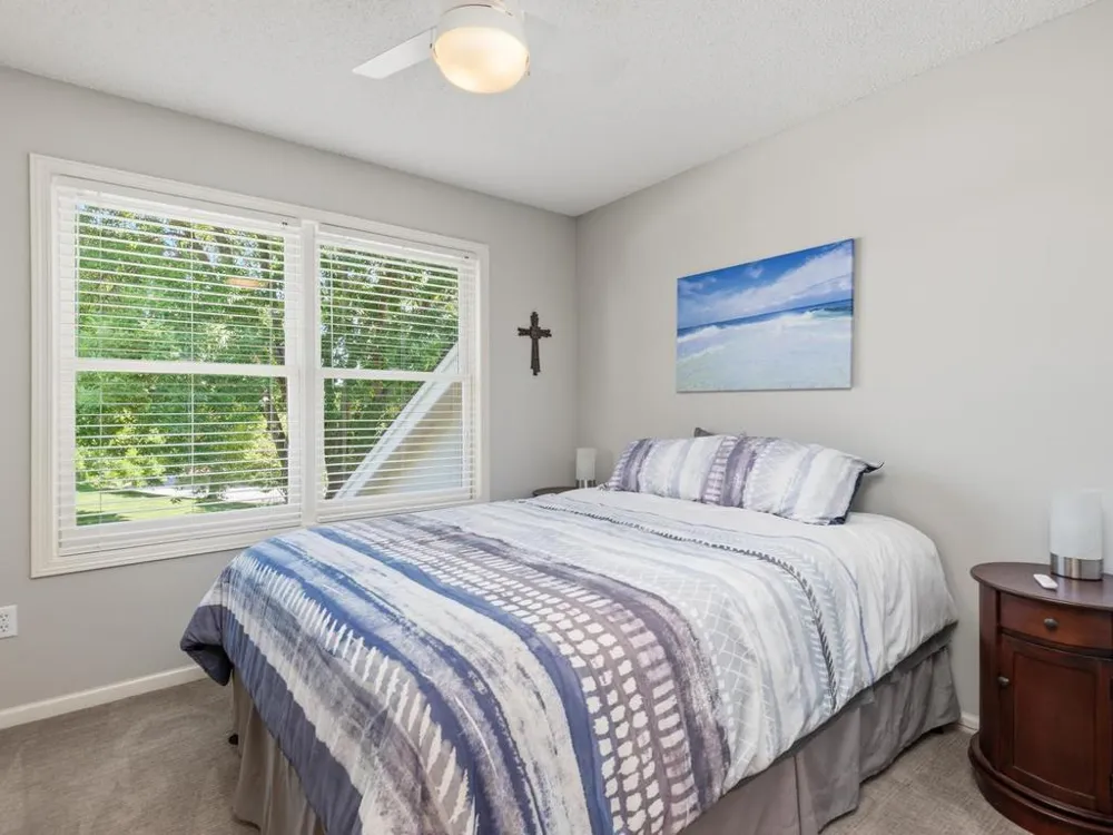 733 Ashley Drive Chaska, MN 55318