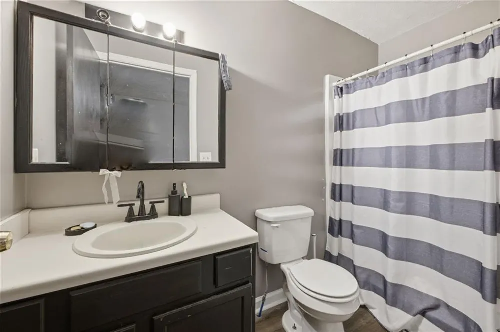 379 Bozeman Road NW White, GA 30184
