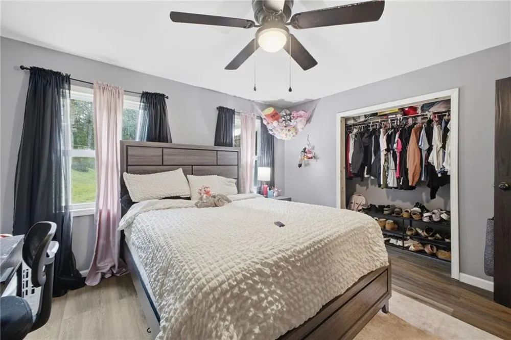 379 Bozeman Road NW White, GA 30184