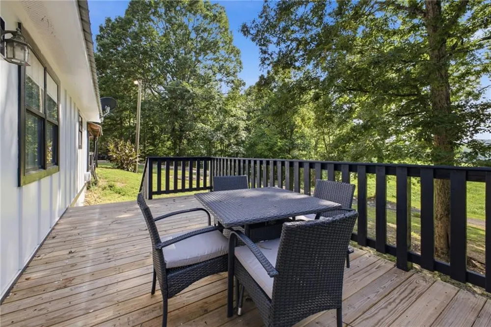 379 Bozeman Road NW White, GA 30184
