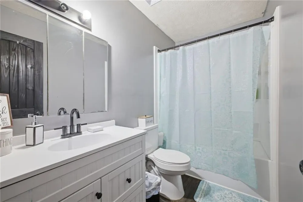 379 Bozeman Road NW White, GA 30184